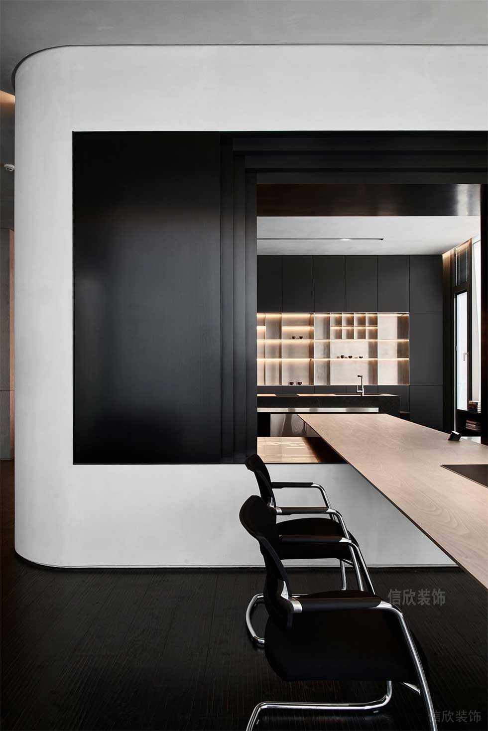 現(xiàn)代簡約風(fēng)格辦公室案例休閑洽談區(qū)裝修圖