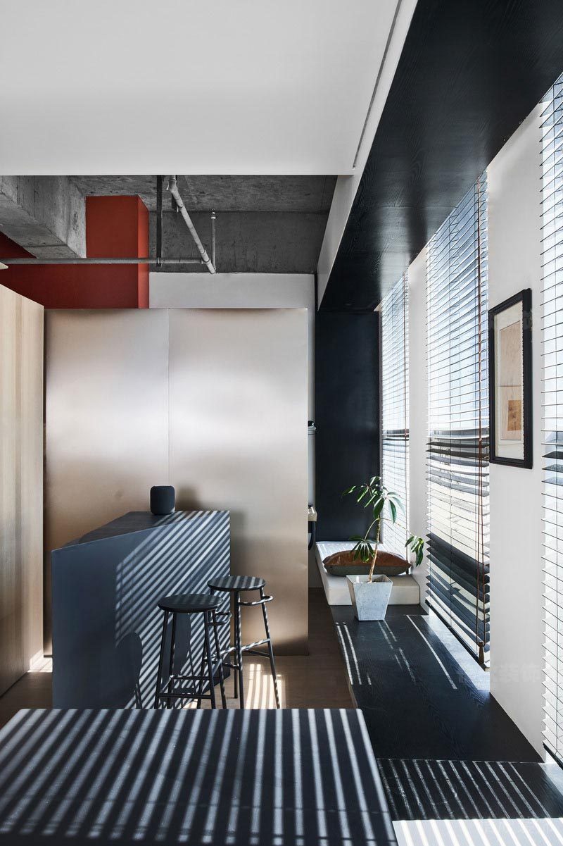 深圳寶安辦公室裝修設(shè)計吧臺效果圖