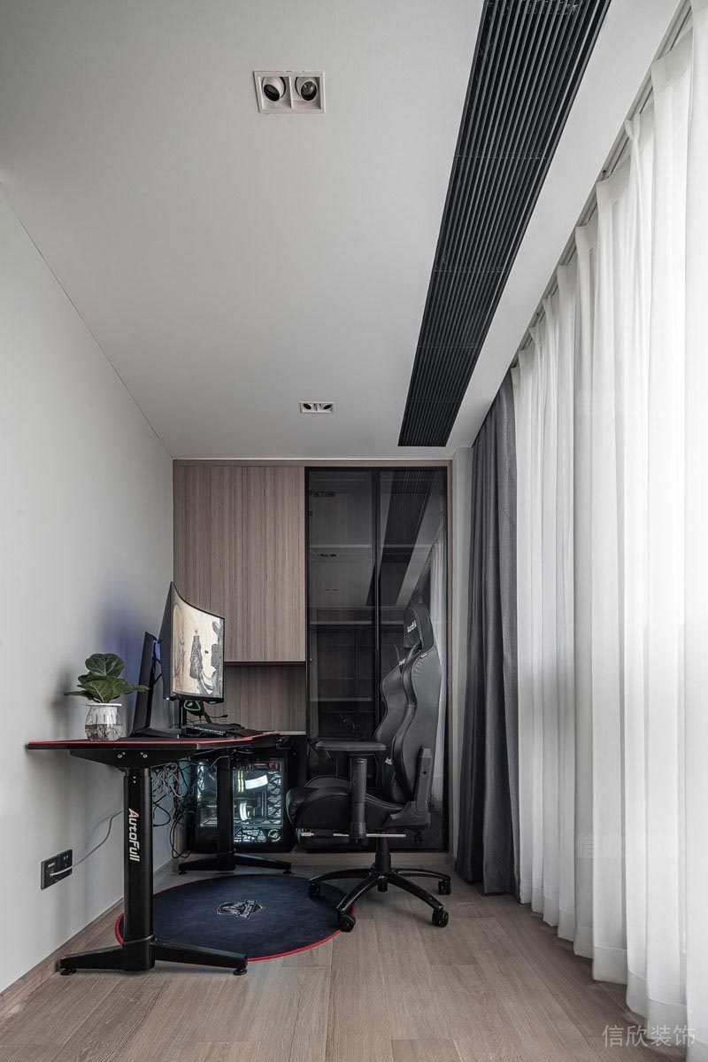 深圳市羅湖區(qū)田貝德弘天下華府電競(jìng)房