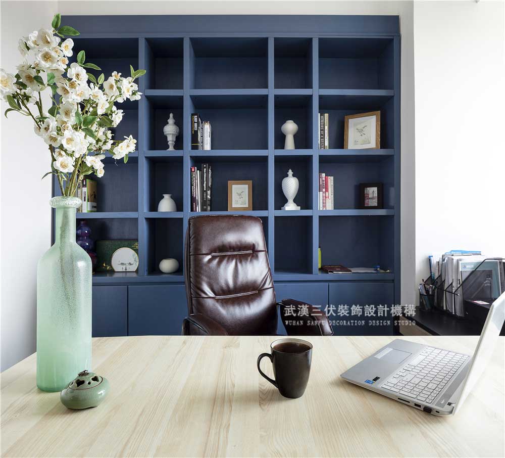 深圳福田200平方工業(yè)風辦公室裝修經(jīng)理辦公室 深圳福田200平方工業(yè)風辦公室裝修經(jīng)理辦公室