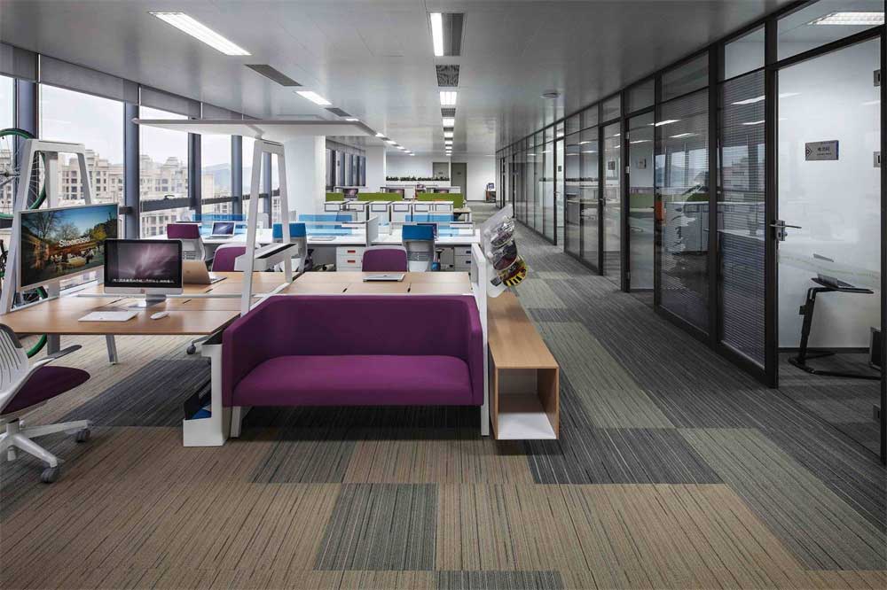 深圳福田500平方現(xiàn)代風(fēng)格辦公室裝修辦公區(qū) 深圳福田500平方現(xiàn)代風(fēng)格辦公室裝修辦公區(qū)