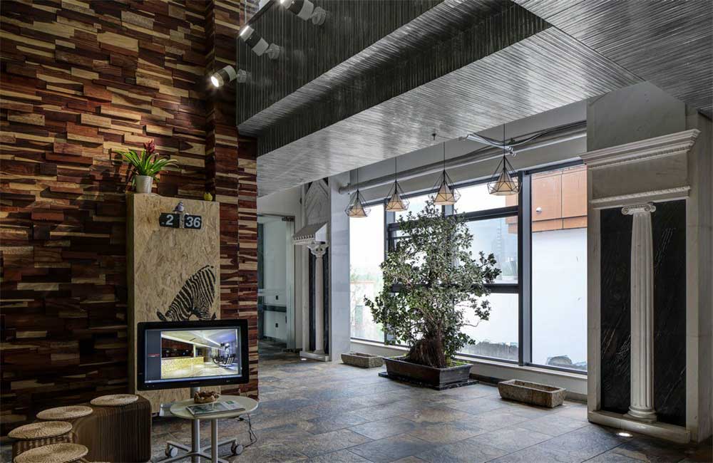深圳南山香江金融中心工業(yè)風辦公室裝修設計案例門廳 深圳南山香江金融中心工業(yè)風辦公室裝修設計案例門廳