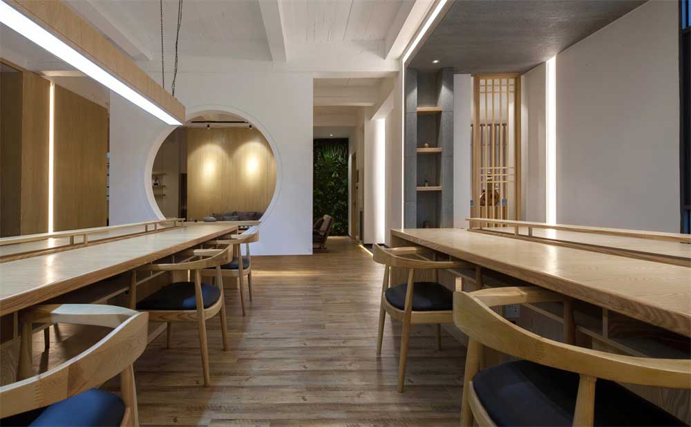 深圳羅湖鴻昌廣場新中式風(fēng)格辦公室裝修設(shè)計案例辦公區(qū)家具組合 深圳羅湖鴻昌廣場新中式風(fēng)格辦公室裝修設(shè)計案例辦公區(qū)家具組合