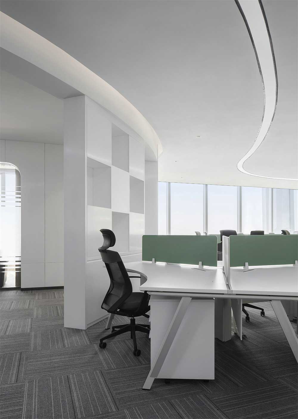 深圳市南山區(qū)科技園現(xiàn)代簡(jiǎn)約辦公室辦公區(qū)