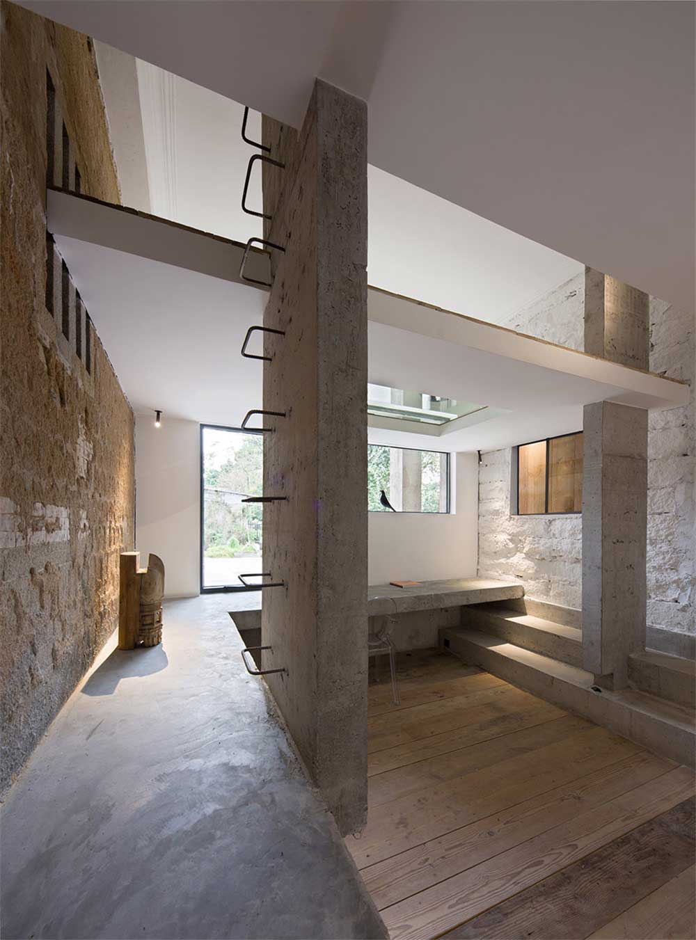 極簡工業風辦公室設計裝修階梯設計 極簡工業風辦公室設計裝修階梯設計