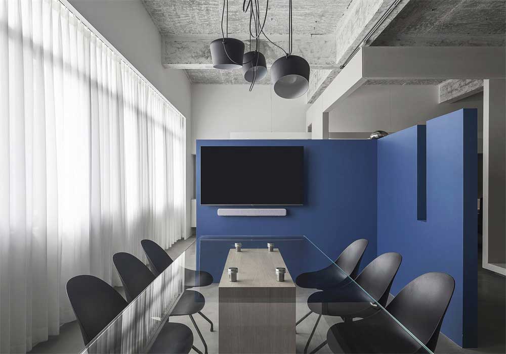 深圳市南山科技園工業(yè)風(fēng)辦公室設(shè)計(jì)裝修會(huì)議區(qū) 深圳市南山科技園工業(yè)風(fēng)辦公室設(shè)計(jì)裝修會(huì)議區(qū)