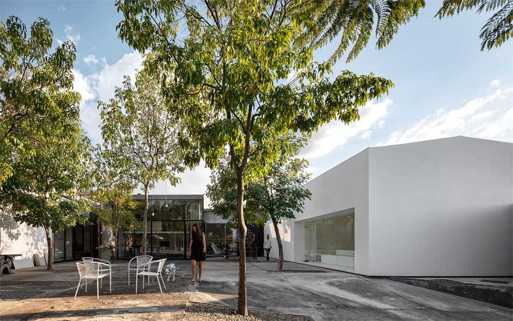 黑白現(xiàn)代簡(jiǎn)約辦公室設(shè)計(jì)裝修門面 黑白現(xiàn)代簡(jiǎn)約辦公室設(shè)計(jì)裝修門面