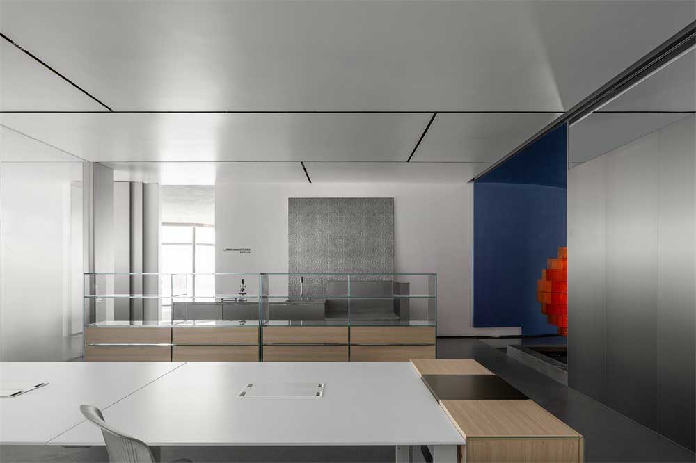 深圳福田800平方現代簡約風格辦公室裝修辦公區墻面裝飾 深圳福田800平方現代簡約風格辦公室裝修辦公區墻面裝飾