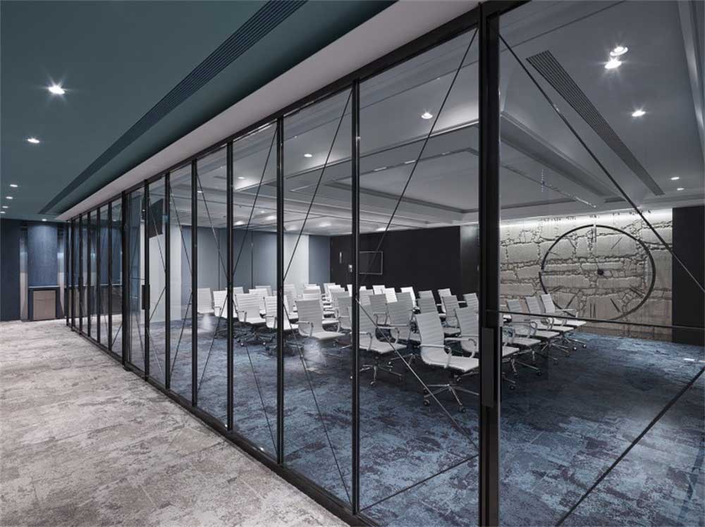 深圳羅湖現(xiàn)代風格辦公室裝修設計案例培訓室