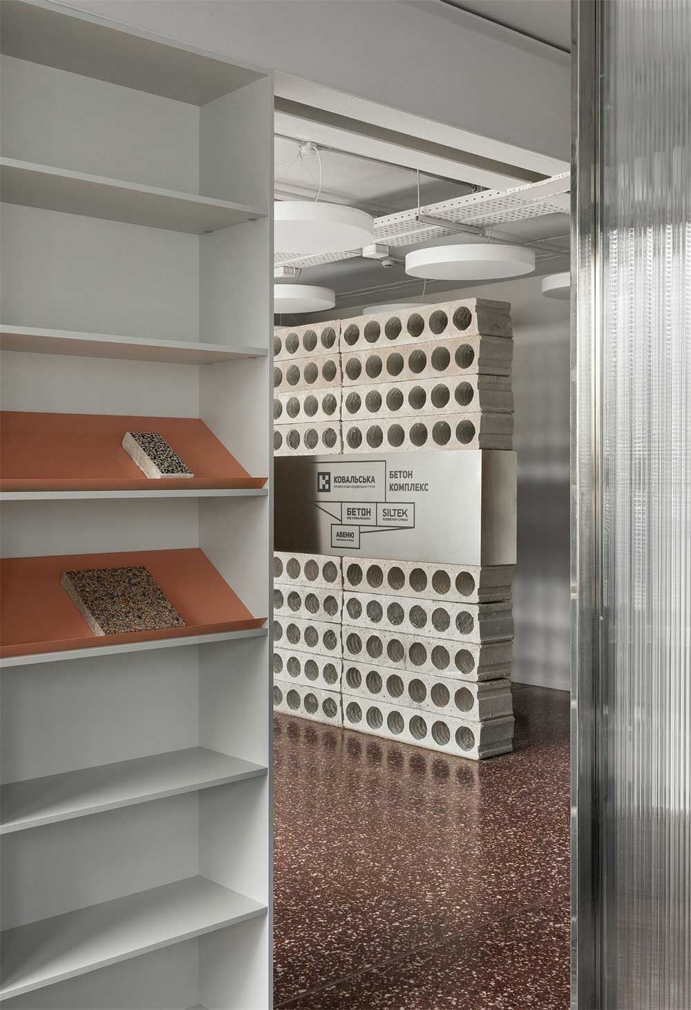 深圳南山區(qū)辦公室設(shè)計(jì)裝修——過(guò)道 深圳南山區(qū)辦公室設(shè)計(jì)裝修——過(guò)道