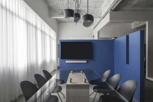 藍(lán)色墻體隔斷效果圖玻璃茶幾裝修會(huì)議室效果圖