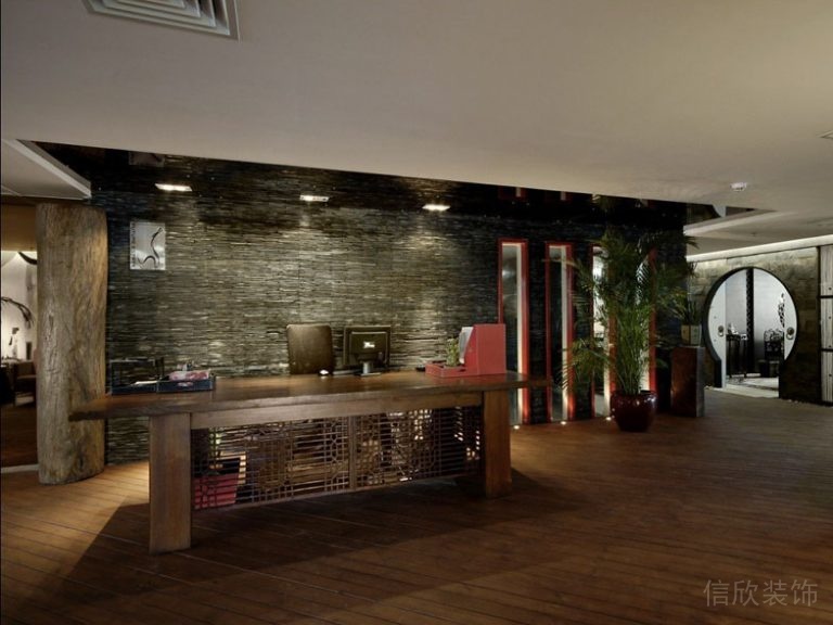 經理辦公室復古新中式商務效果鏤空工作桌裝修過道效果圖