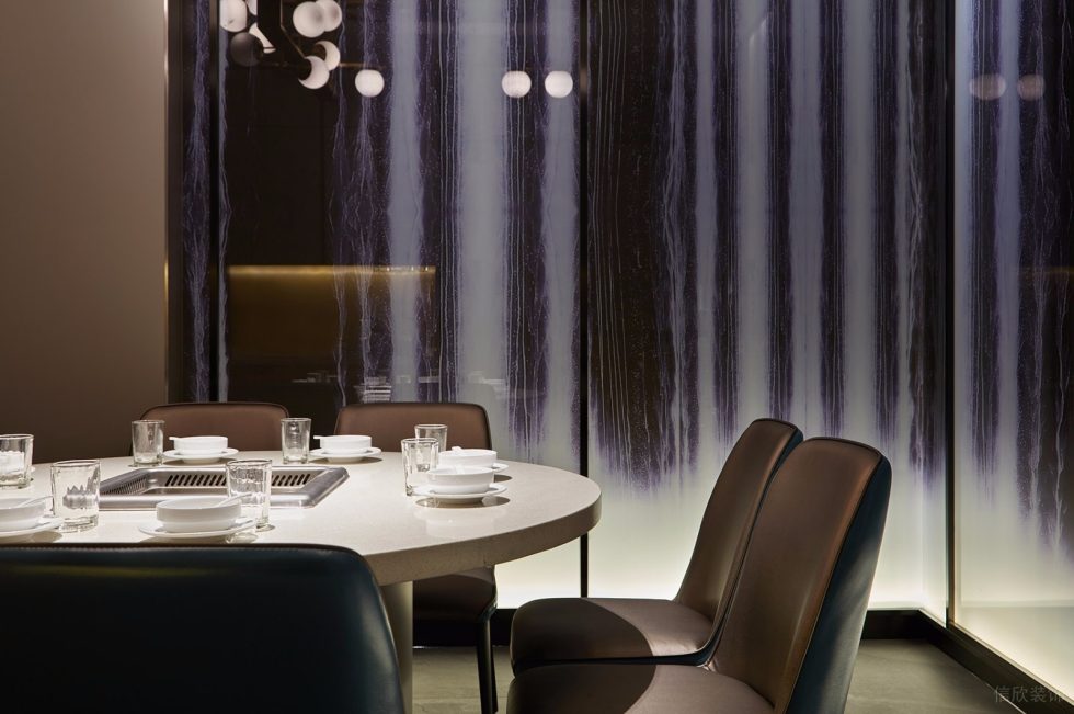 深圳福田星河世紀現代輕奢風火鍋餐廳裝修案例包房人造水磨石餐桌 深圳福田星河世紀現代輕奢風火鍋餐廳裝修案例包房人造水磨石餐桌