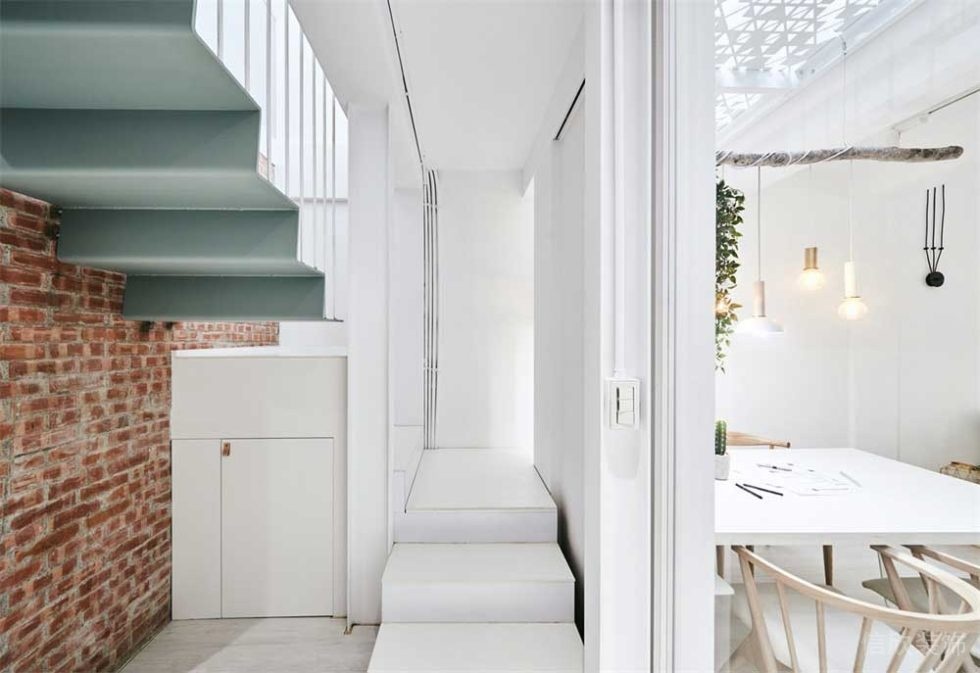 深圳市寶安600平北歐風(fēng)辦公室裝修