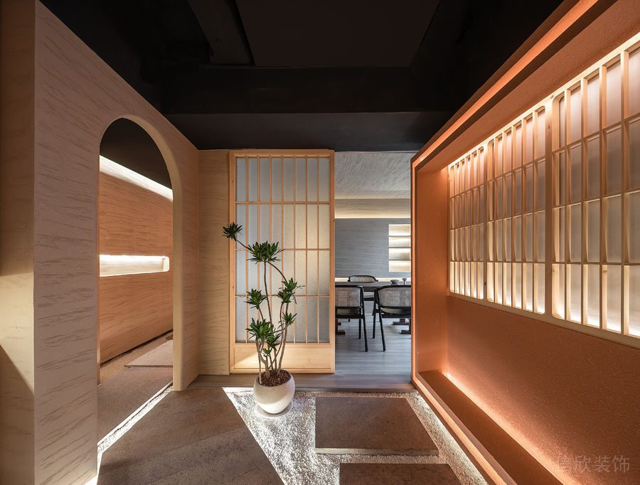 深圳寶安中洲華府暖色調(diào)極簡風格茶館裝修案例走廊空間燈光效果