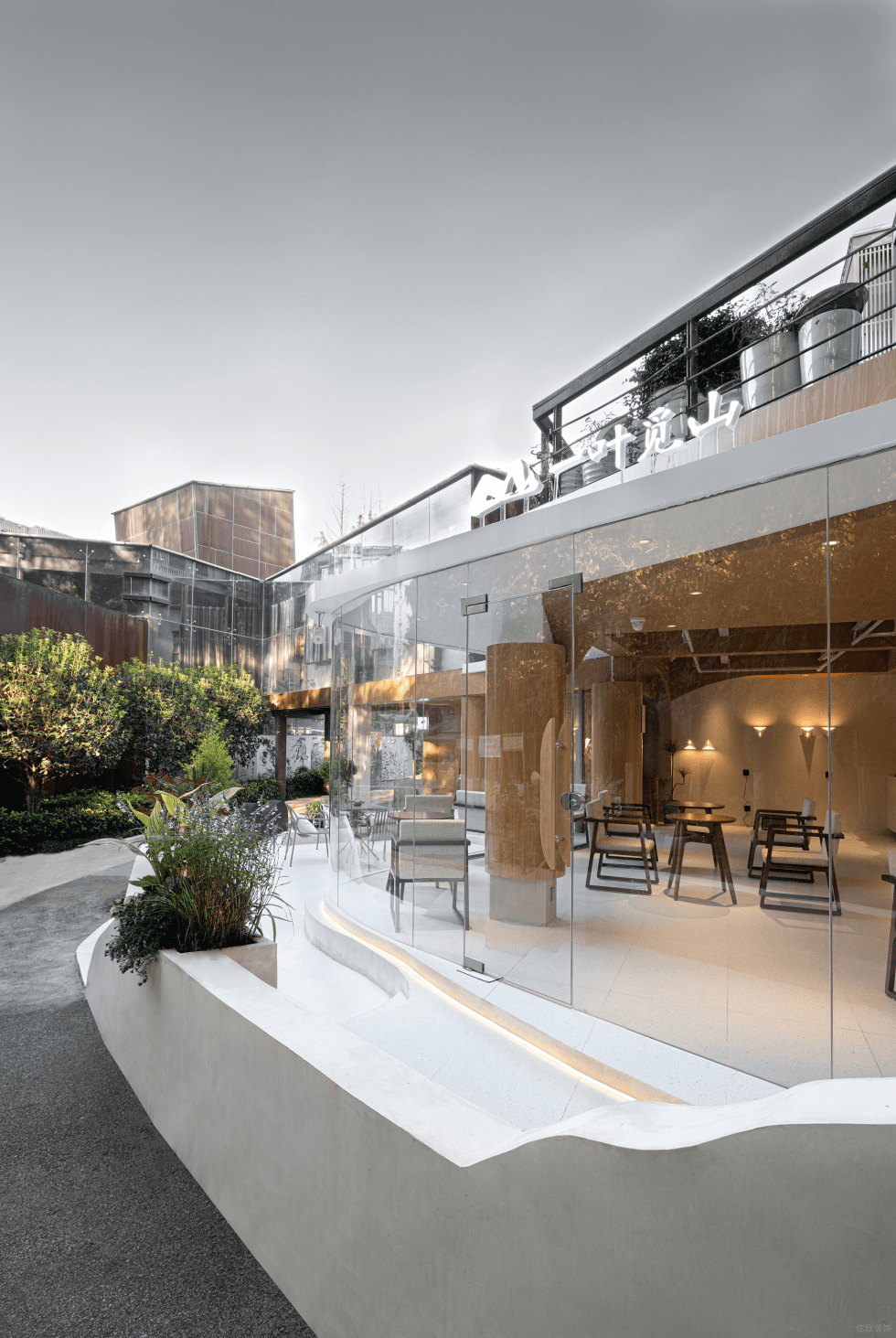 深圳龍崗中海日輝臺簡約風格休閑茶館裝修案例戶外綠植景觀 深圳龍崗中海日輝臺簡約風格休閑茶館裝修案例戶外綠植景觀