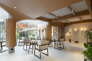 深圳龍崗中海日輝臺(tái)簡(jiǎn)約風(fēng)格休閑茶館裝修案例大廳效果圖