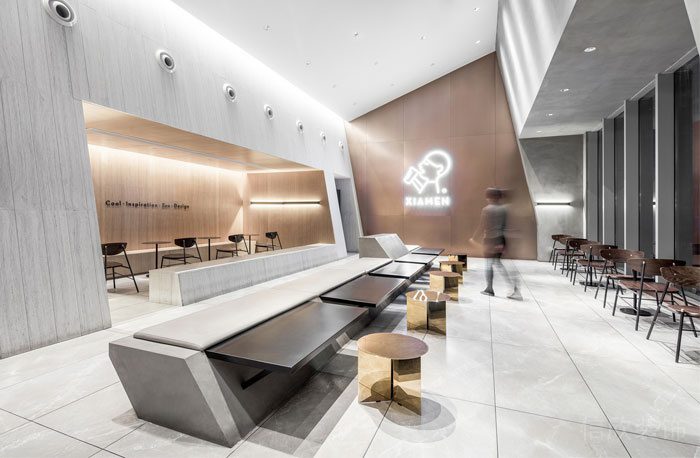 深圳龍崗正中風臨國際中心現代工業風喜茶冷飲店裝修案例地面鋪貼 深圳龍崗正中風臨國際中心現代工業風喜茶冷飲店裝修案例地面鋪貼