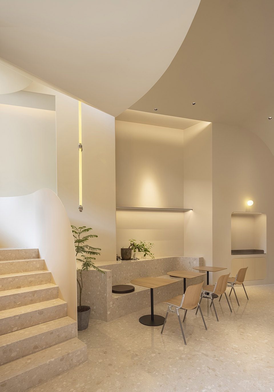 深圳羅湖新2000廣場極簡風格甜品咖啡館裝修案例水磨石沙發 深圳羅湖新2000廣場極簡風格甜品咖啡館裝修案例水磨石沙發