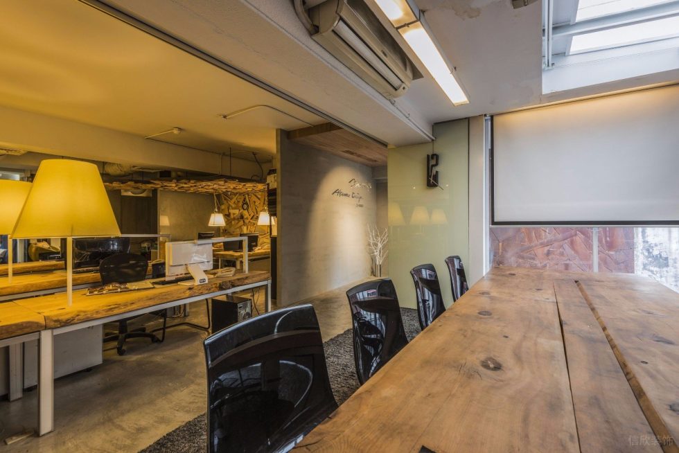 深圳龍崗凱騰大廈500平方米暖色調(diào)工業(yè)風(fēng)辦公室裝修案例開放式會議區(qū) 深圳龍崗凱騰大廈500平方米暖色調(diào)工業(yè)風(fēng)辦公室裝修案例開放式會議區(qū)