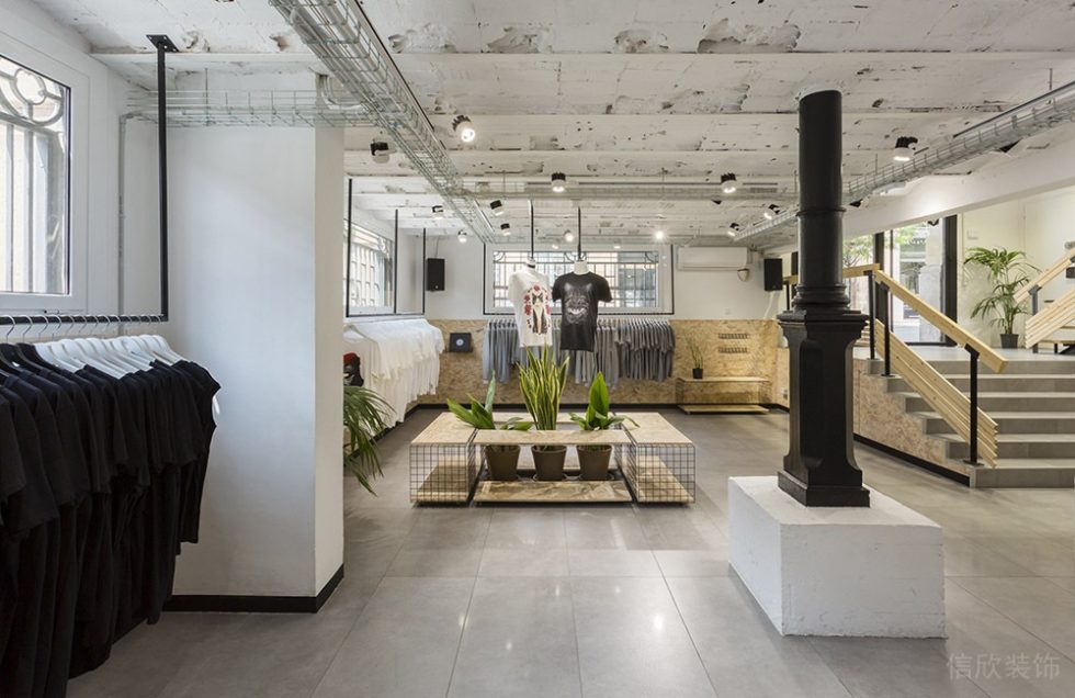 深圳市寶安區(qū)石巖巴塞羅那clap Studio的suara服裝店裝修設(shè)計效果圖 深圳市寶安區(qū)石巖巴塞羅那clap Studio的suara服裝店裝修設(shè)計效果圖
