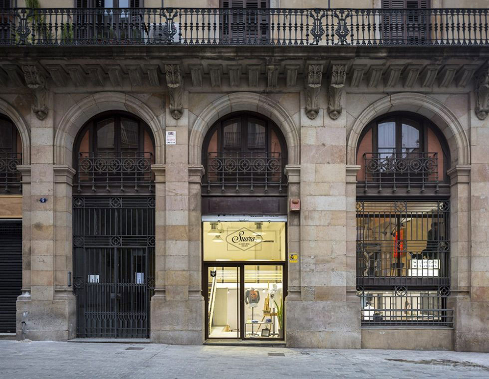 服裝店裝修設(shè)計門面外觀 服裝店裝修設(shè)計門面外觀