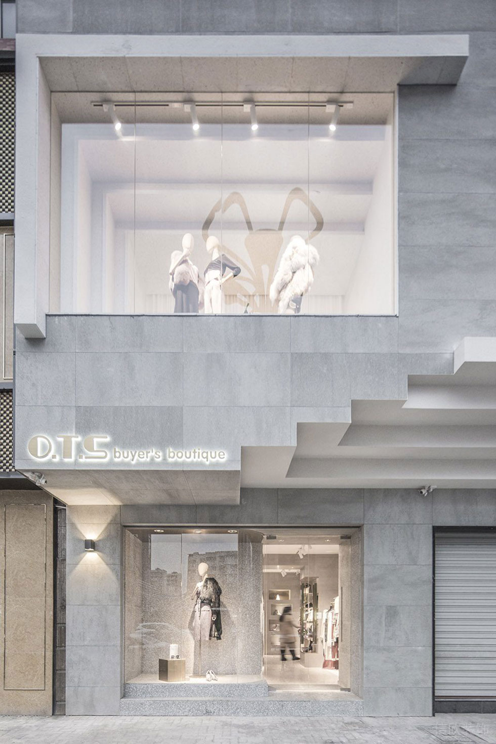 深圳市寶安中心城o.t.s時(shí)尚買(mǎi)手店店裝修設(shè)計(jì)櫥窗 深圳市寶安中心城o.t.s時(shí)尚買(mǎi)手店店裝修設(shè)計(jì)櫥窗