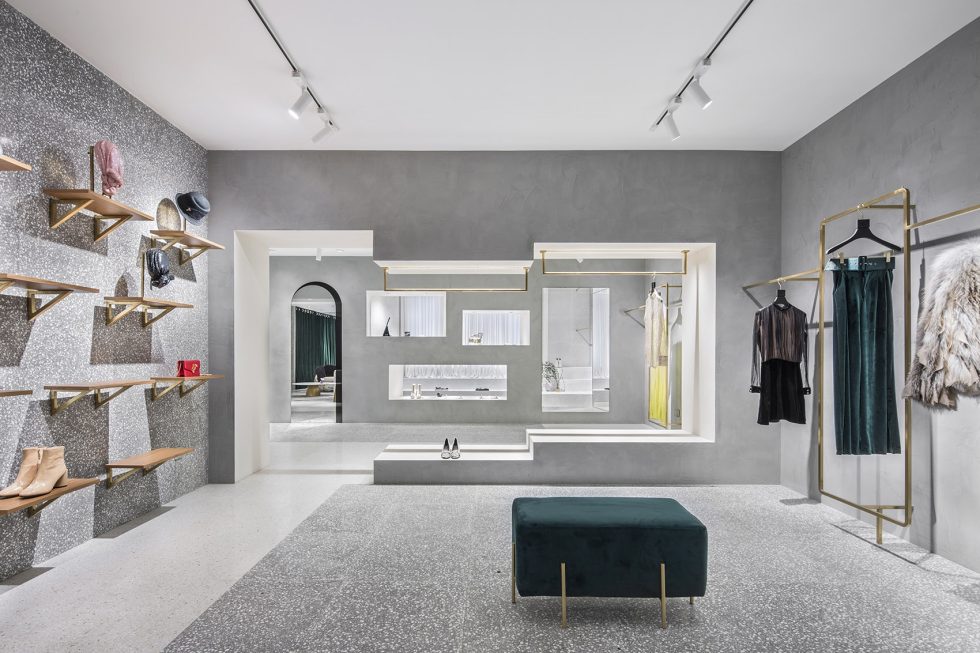 深圳市寶安中心城o.t.s時(shí)尚買(mǎi)手店店裝修設(shè)計(jì)新品展示區(qū) 深圳市寶安中心城o.t.s時(shí)尚買(mǎi)手店店裝修設(shè)計(jì)新品展示區(qū)