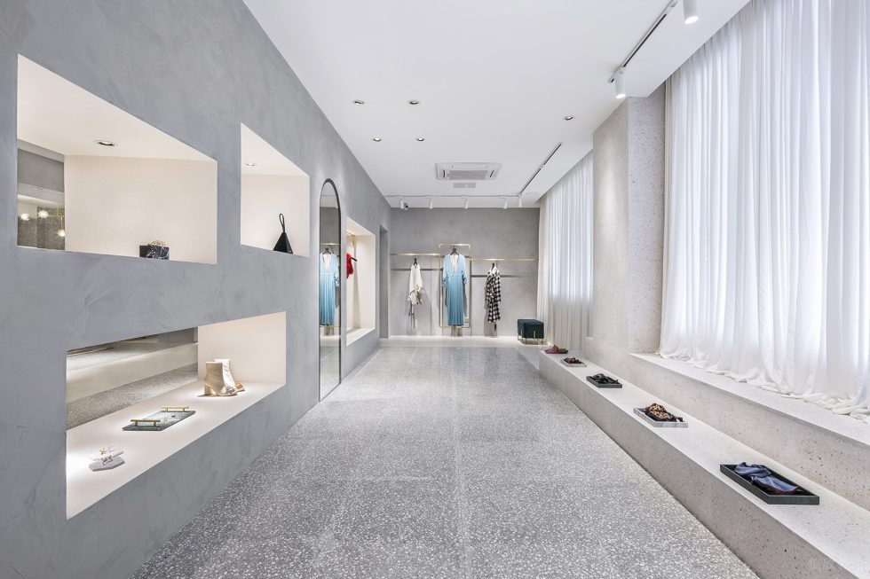 深圳市寶安中心城o.t.s時(shí)尚買(mǎi)手店店裝修設(shè)計(jì)灰色白點(diǎn)地面 深圳市寶安中心城o.t.s時(shí)尚買(mǎi)手店店裝修設(shè)計(jì)灰色白點(diǎn)地面