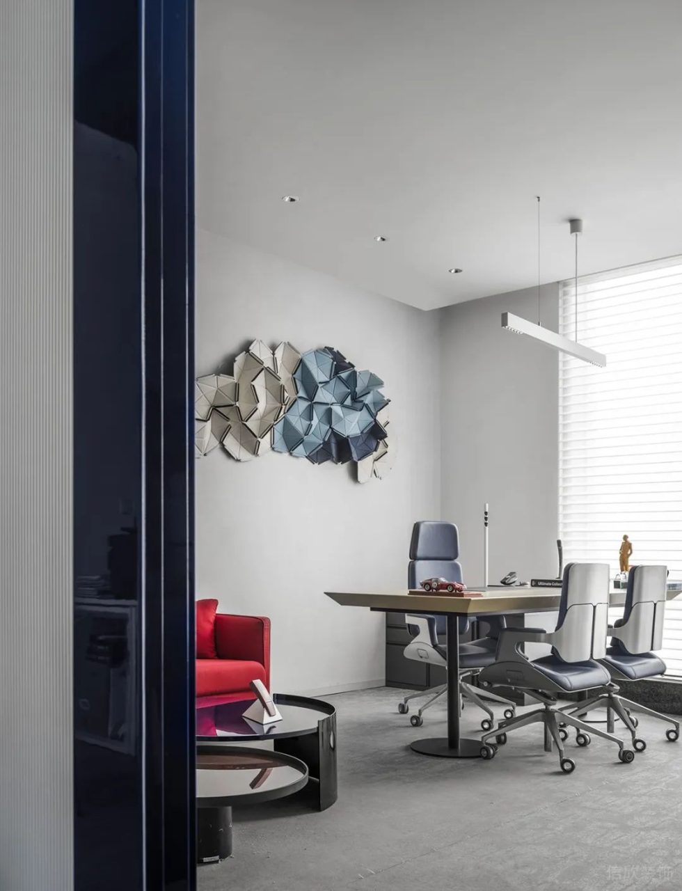 深圳龍崗科爾達大廈900平方米極簡藝術風辦公室裝修案例經理辦公室 深圳龍崗科爾達大廈900平方米極簡藝術風辦公室裝修案例經理辦公室