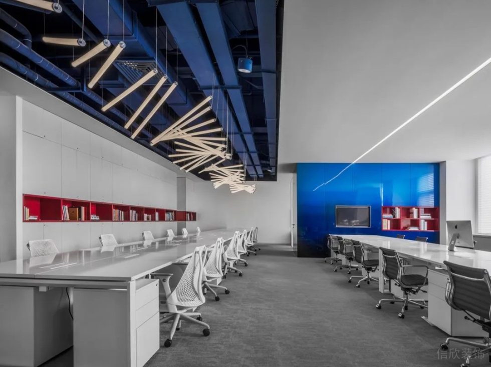 深圳龍崗科爾達大廈900平方米極簡藝術風辦公室裝修案例開放式辦公區 深圳龍崗科爾達大廈900平方米極簡藝術風辦公室裝修案例開放式辦公區