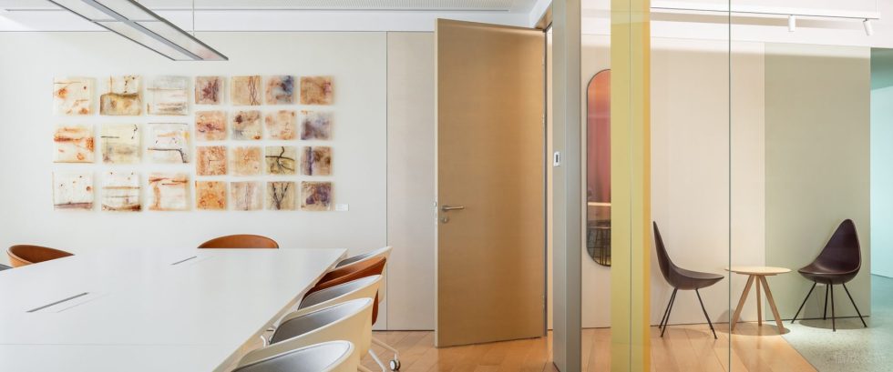 深圳羅湖區(qū)集浩大廈辦公室裝修 會(huì)議室