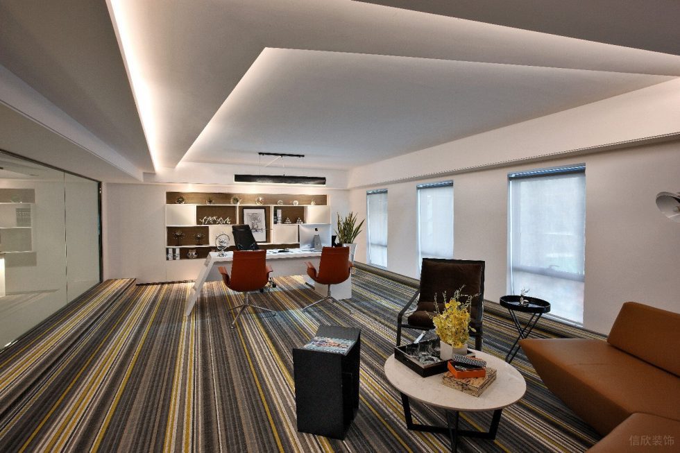 深圳羅湖物資控股置地大廈900平方米現(xiàn)代主義時尚風loft辦公室裝修案例經(jīng)理辦公室效果圖