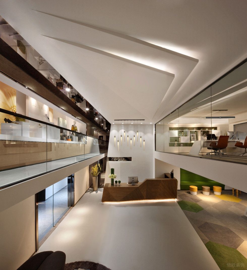 深圳羅湖物資控股置地大廈900平方米現(xiàn)代主義時(shí)尚風(fēng)loft辦公室裝修案例大堂 深圳羅湖物資控股置地大廈900平方米現(xiàn)代主義時(shí)尚風(fēng)loft辦公室裝修案例大堂