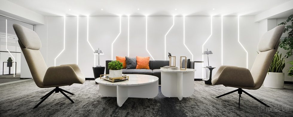 深圳南山海翔廣場1500平方米簡約科技風(fēng)辦公室裝修案例接待區(qū) 深圳南山海翔廣場1500平方米簡約科技風(fēng)辦公室裝修案例接待區(qū)