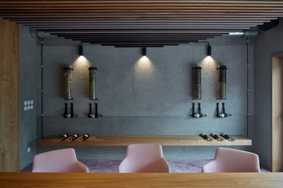 深圳寶安簡約輕工業(yè)酒館隔間裝修設(shè)計(jì)