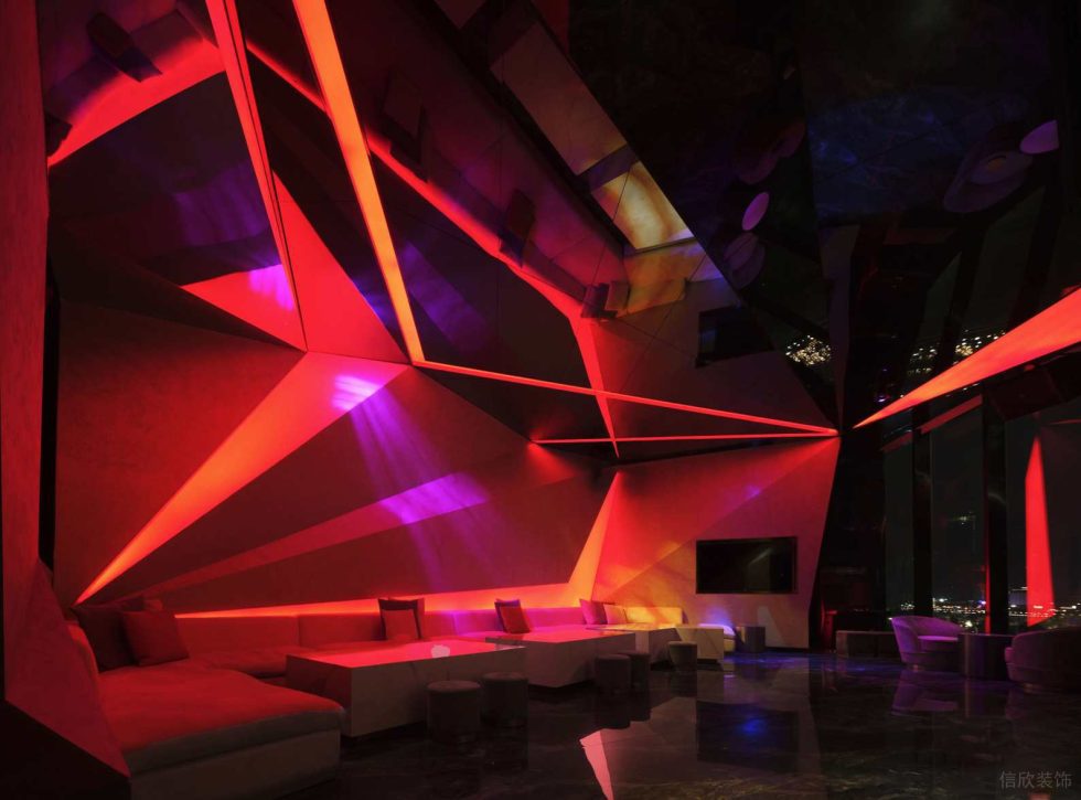 深圳福田藝術(shù)摩登風酒吧紅色折疊背景墻裝修設(shè)計