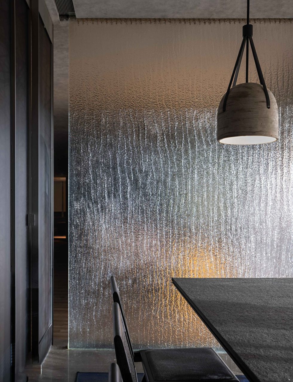 深圳羅湖簡雅日料餐廳磨砂隔斷玻璃細(xì)節(jié)裝修設(shè)計