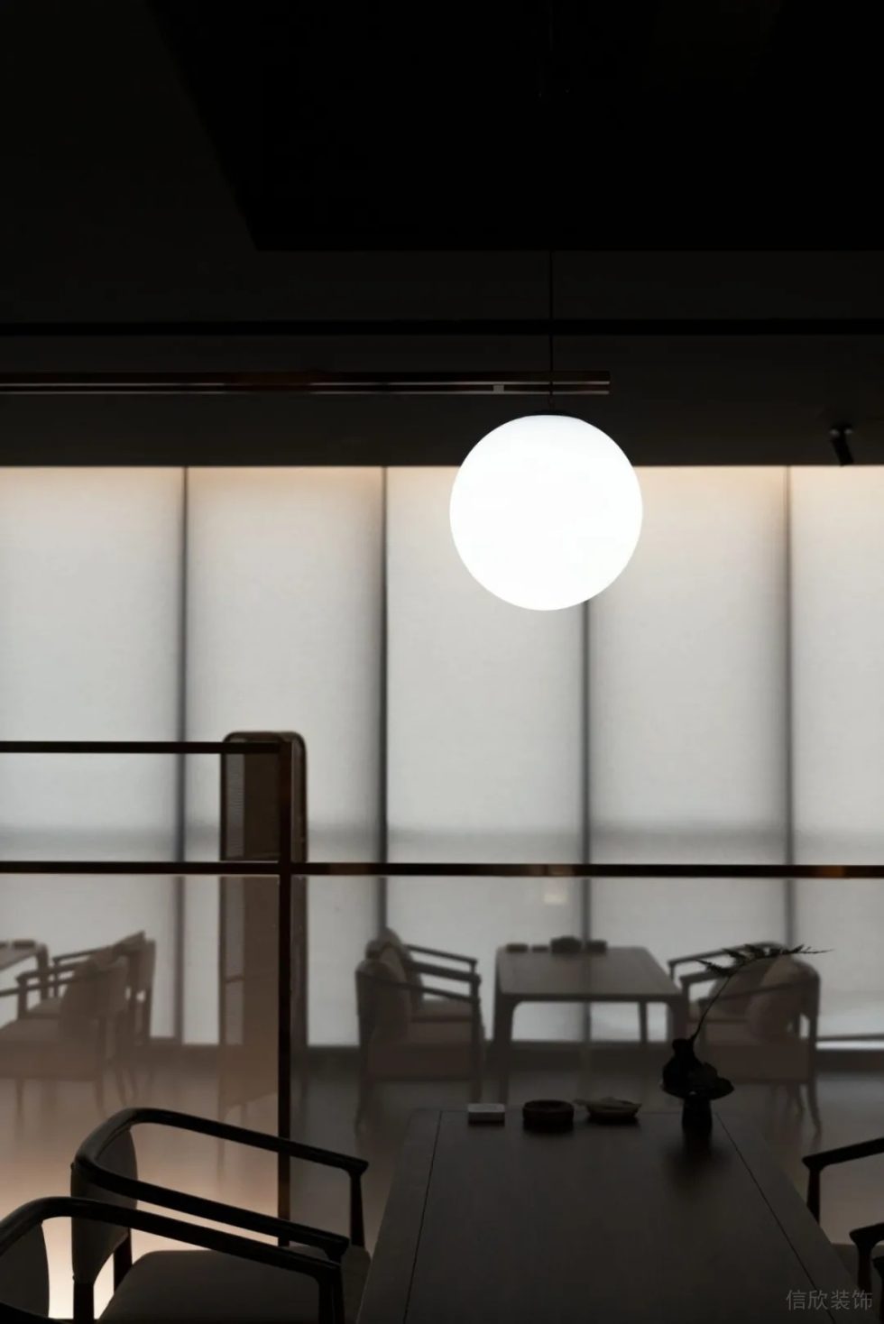 深圳南山區(qū)黑金新中式茶樓圓球造型燈裝飾設(shè)計