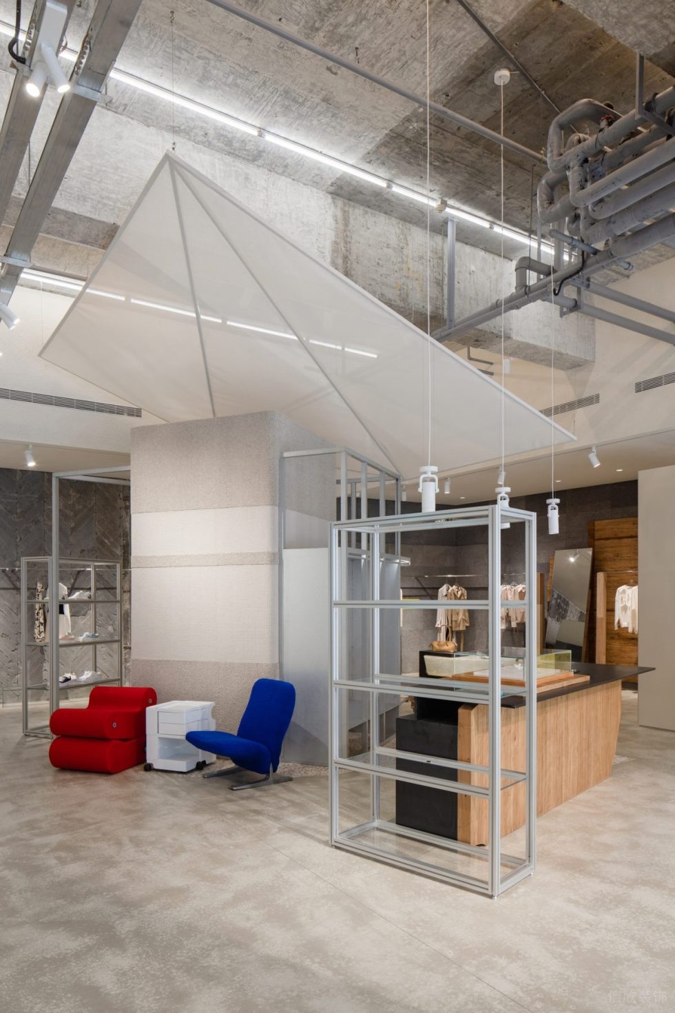 深圳市寶安區(qū)寶安中心現(xiàn)代風(fēng)服裝店旗艦店裝修設(shè)計(jì) 大廳