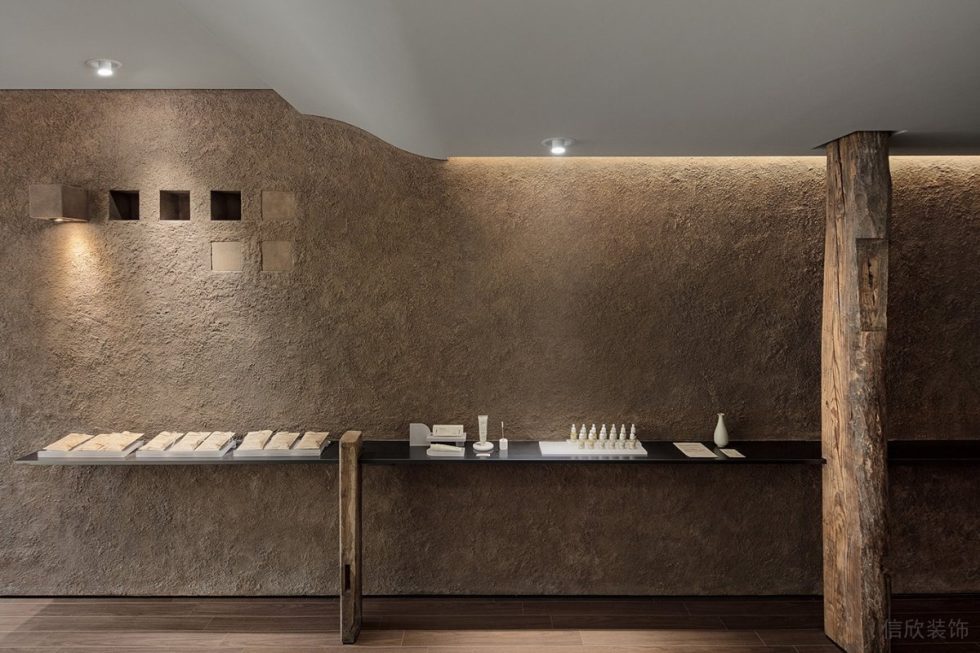 深圳市羅湖區(qū)東門現(xiàn)代風(fēng)香薰店裝修設(shè)計(jì)實(shí)景效果圖-原木風(fēng)展臺(tái) 深圳市羅湖區(qū)東門現(xiàn)代風(fēng)香薰店裝修設(shè)計(jì)實(shí)景效果圖-原木風(fēng)展臺(tái)