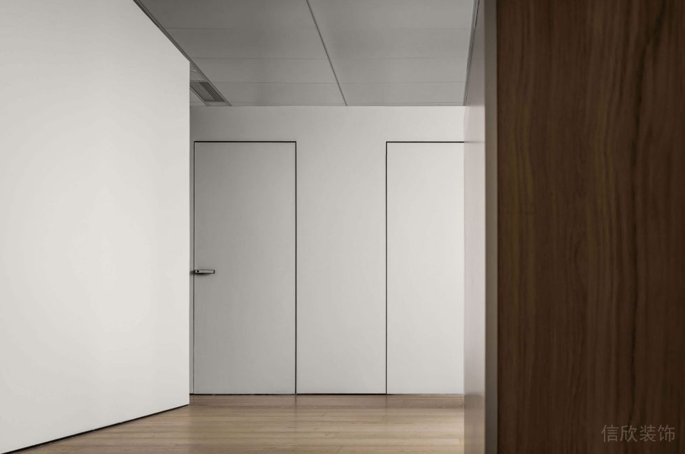 深圳市南山區(qū)天瓏大廈現(xiàn)代簡(jiǎn)約原木風(fēng)辦公室裝修設(shè)計(jì)方案 過道