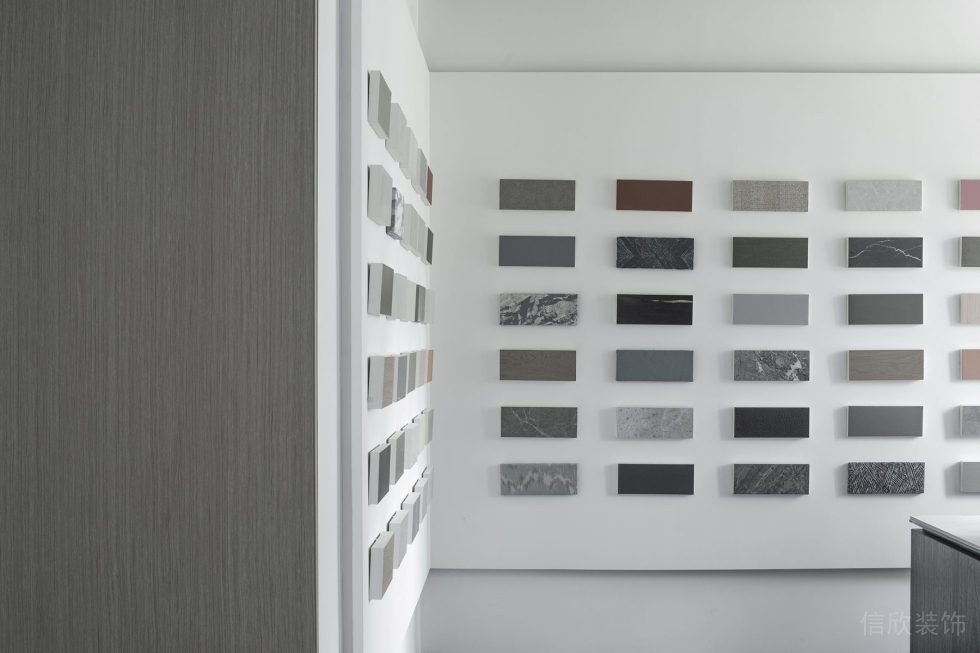 怡化金融科技大廈簡(jiǎn)約風(fēng)辦公室裝修設(shè)計(jì)方案 材料顏色質(zhì)地展示墻