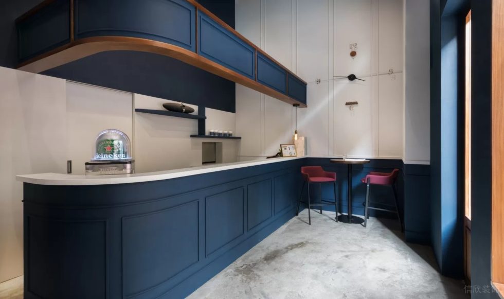 北歐簡(jiǎn)約風(fēng)飲品店深玫紅復(fù)古小桌椅裝修設(shè)計(jì)