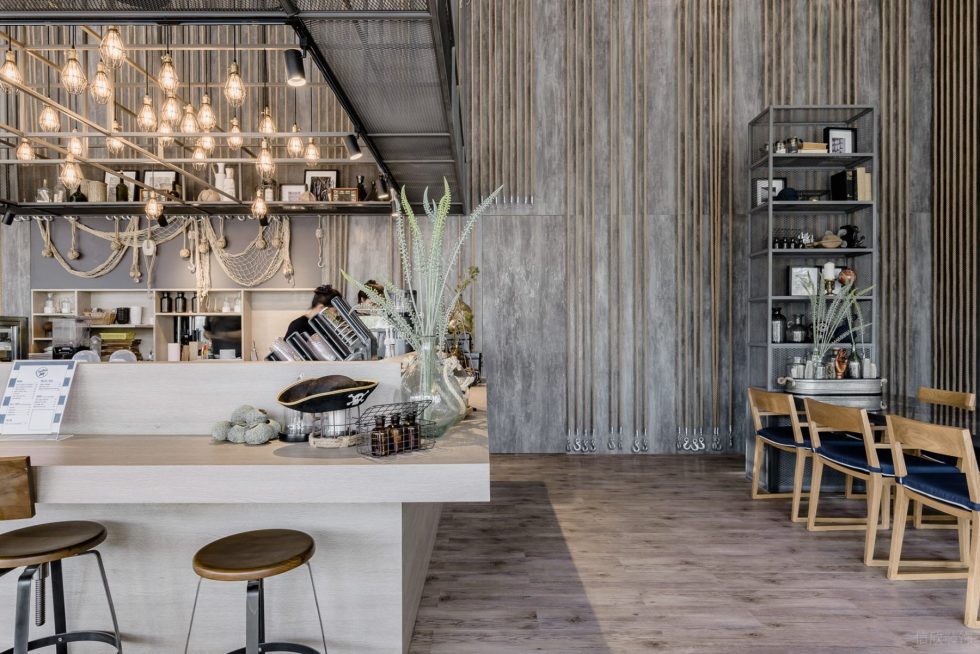 侘寂原木風咖啡廳木質(zhì)凸起吧臺細節(jié)示意效果圖