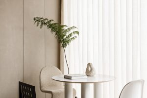 簡(jiǎn)約北歐風(fēng)辦公室裝修設(shè)計(jì) 窗邊造型小桌椅