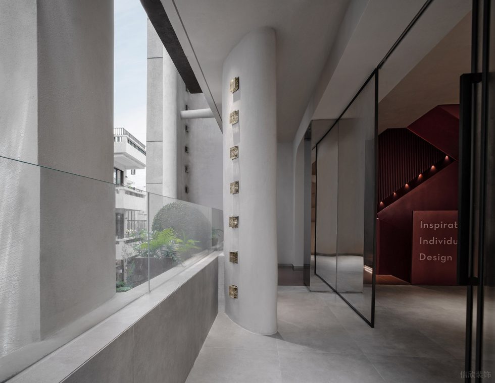 簡約侘寂風(fēng)飲品店觀景區(qū)承重柱掛金屬品設(shè)計(jì)圖