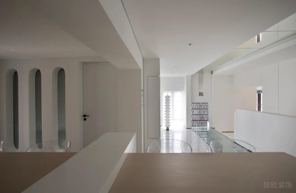 現(xiàn)代簡約風辦公室裝修設(shè)計 辦公區(qū) (2)