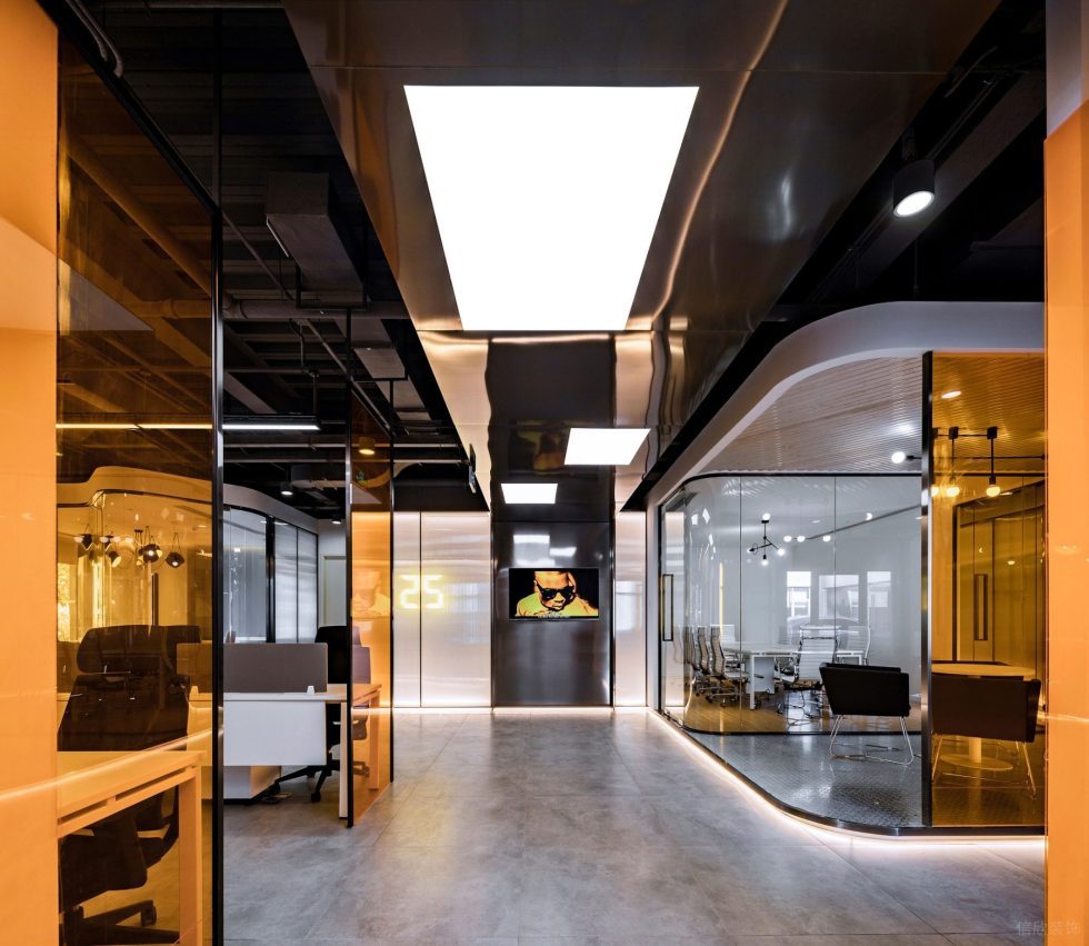 動感現代風辦公室裝修設計白色軟膜天花 動感現代風辦公室裝修設計白色軟膜天花