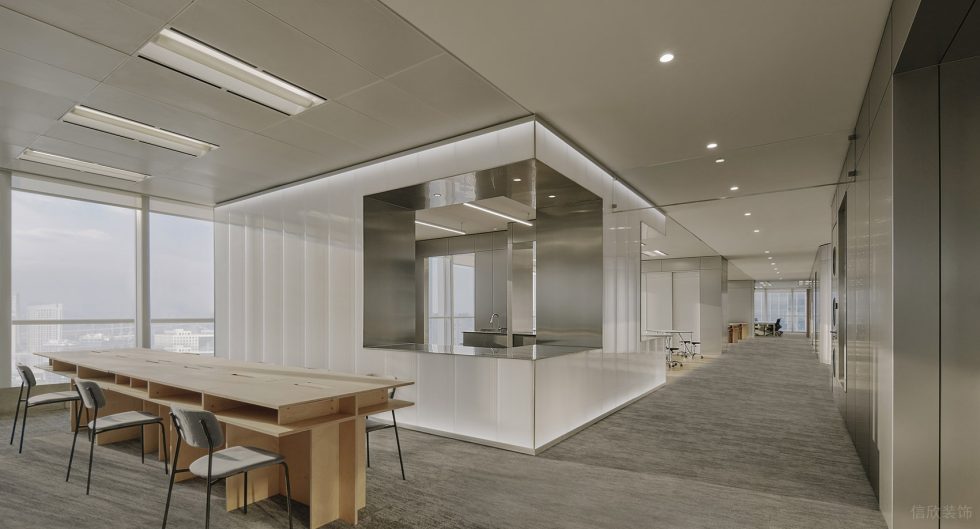 銀灰色現(xiàn)代簡約風(fēng)辦公室裝修設(shè)計銀白色茶水間 銀灰色現(xiàn)代簡約風(fēng)辦公室裝修設(shè)計銀白色茶水間